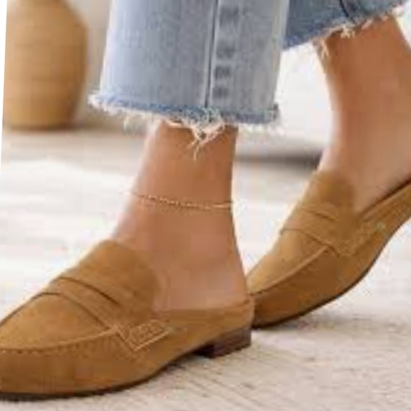 Charleston Shoe Co. Georgia Tan Suede Leather Penny Loafer Mules Size 7 - Picture 2 of 11